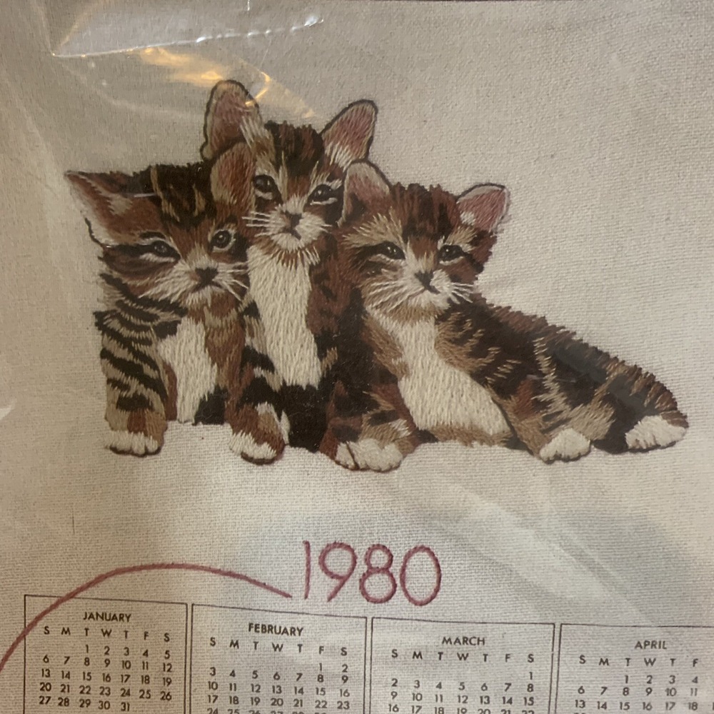 Vintage 1980 Columbia Minerva Erica Wilson Kittens Crewel Kit 7932 Cats Calendar